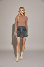 Load image into Gallery viewer, CORDUROY CARGO MINI SKIRT
