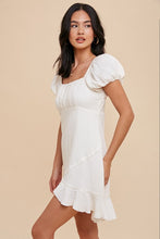 Load image into Gallery viewer, WHITE MUSLIN PUFF SLV DRESS
