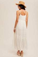Load image into Gallery viewer, LACE CONTRAST WHITE MAXI
