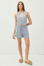 Load image into Gallery viewer, PINSTRIPE LINEN SHORTS
