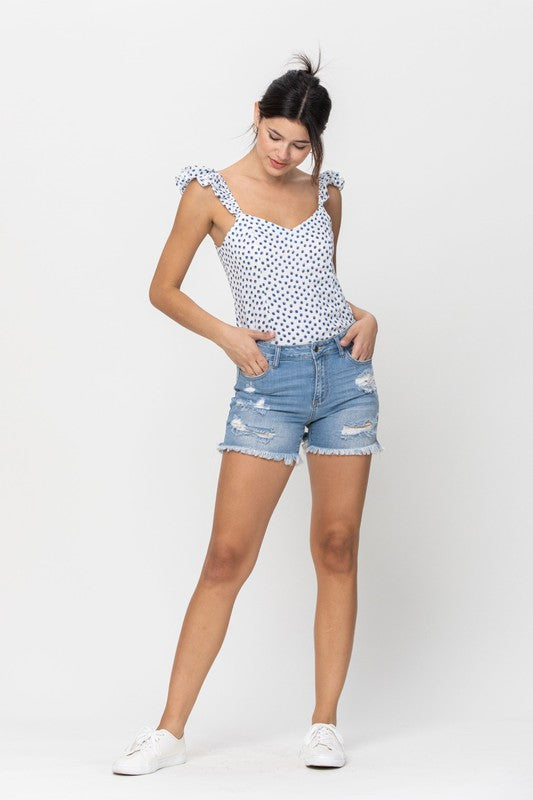 LT. WASH DISTRESSED DENIM SHORTS