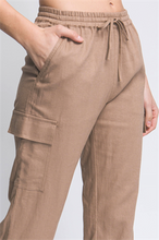 Load image into Gallery viewer, CARGO LINEN PANTS
