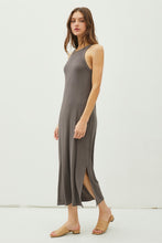 Load image into Gallery viewer, RIBBED TANK MIDI DRESS
